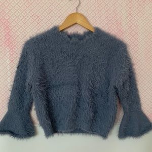 FUZZY CROP SWEATER